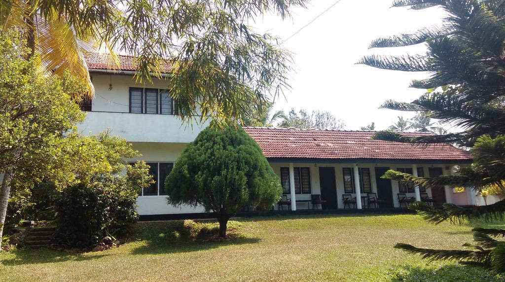 4 Seasons Guesthouse Hikkaduwa Kültér fotó