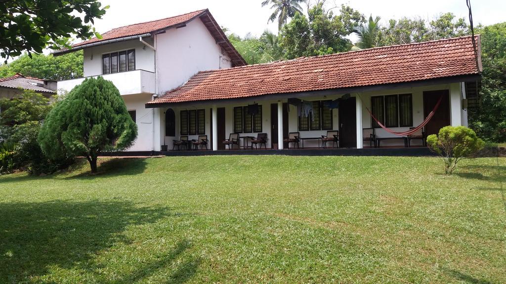 4 Seasons Guesthouse Hikkaduwa Kültér fotó